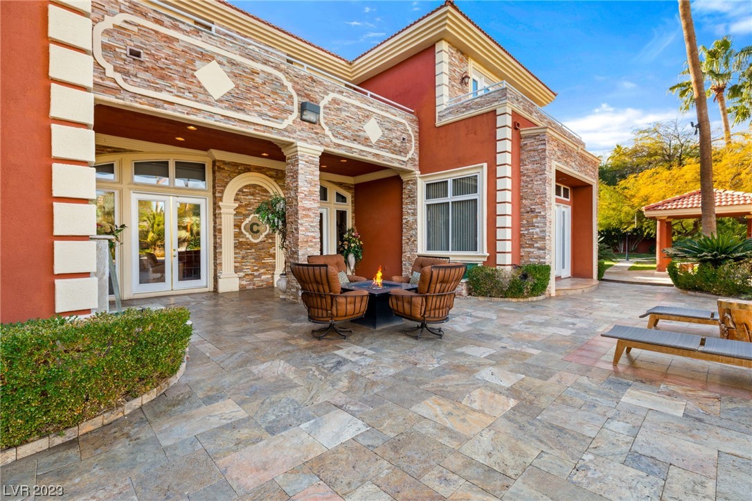 2200 PURPLE MAJESTY Court