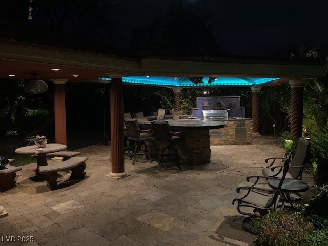 2200 PURPLE MAJESTY Court