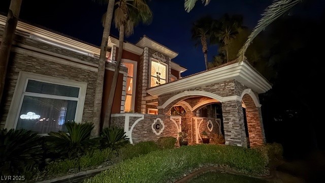 2200 PURPLE MAJESTY Court