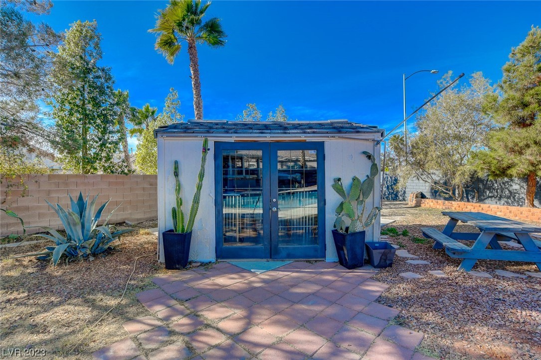 5128 Cascade Pools Avenue