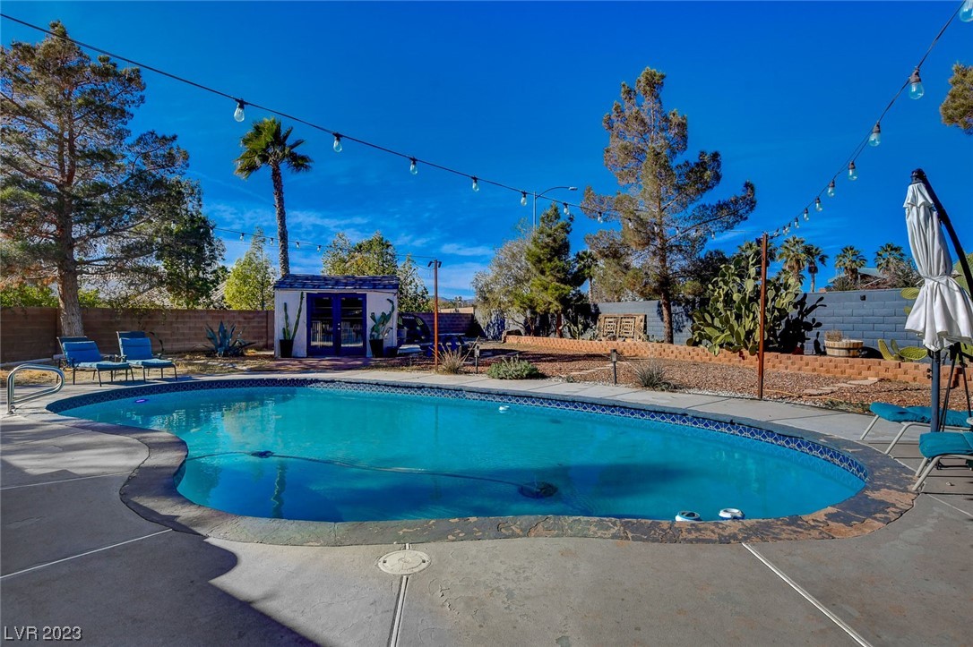 5128 Cascade Pools Avenue