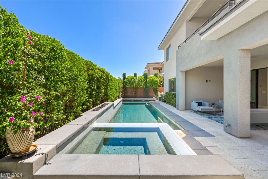 50 PRISTINE GLEN Street