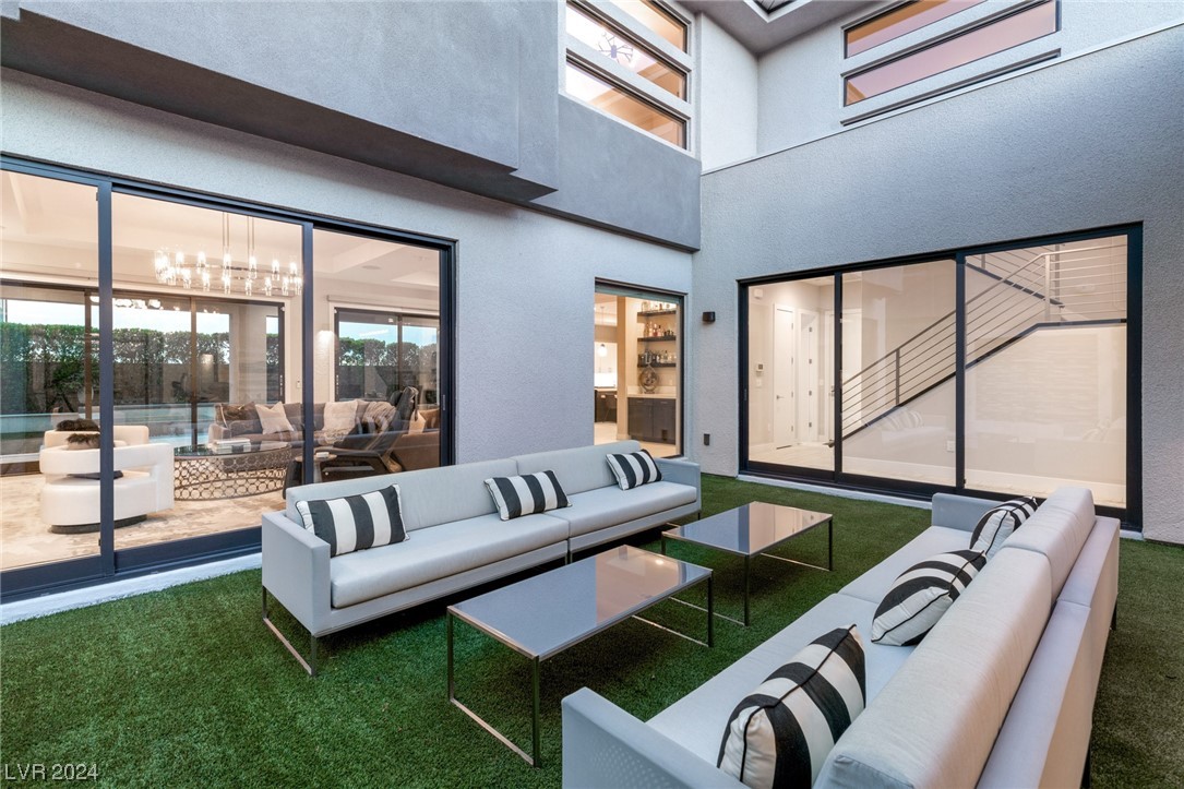 50 PRISTINE GLEN Street
