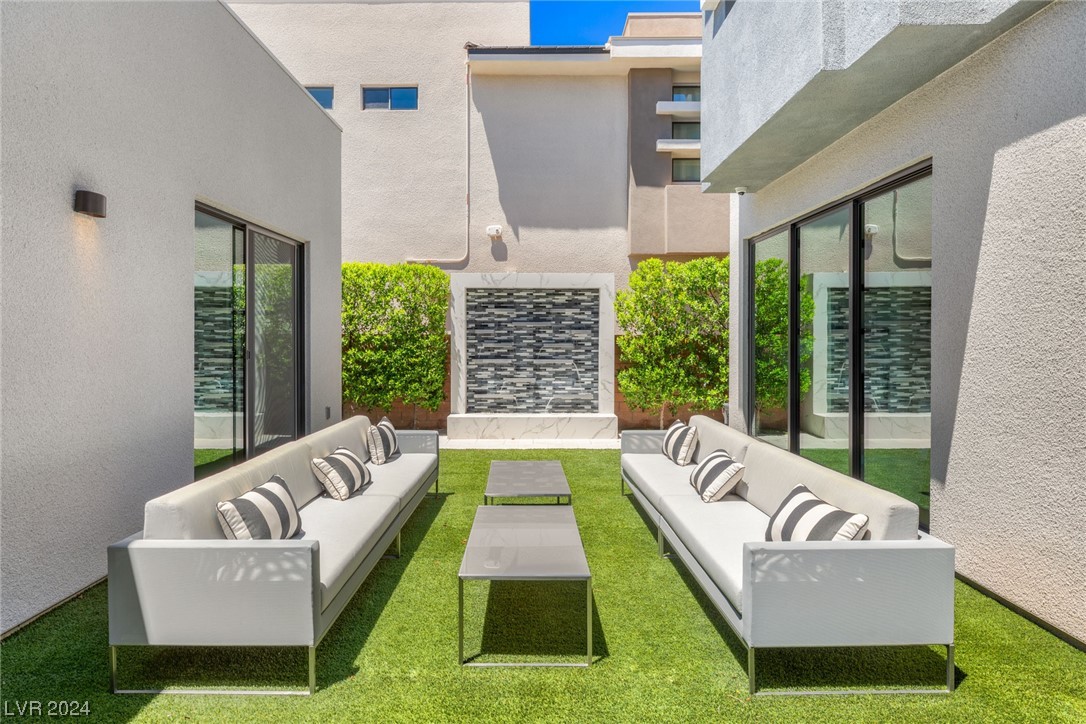 50 PRISTINE GLEN Street