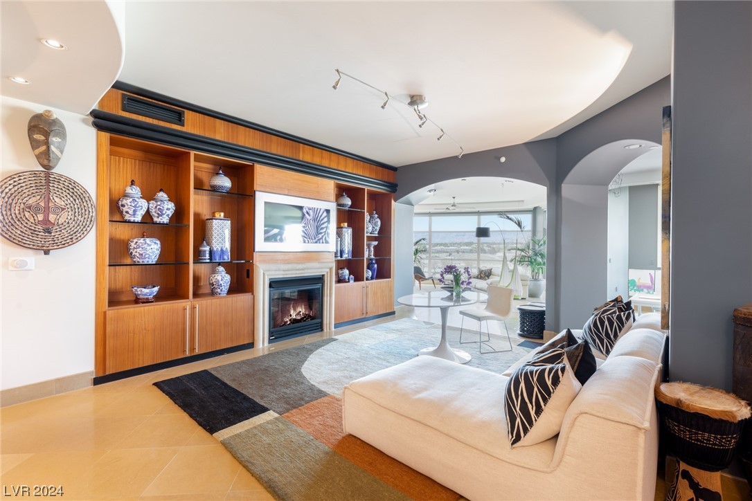 9103 ALTA Drive 501