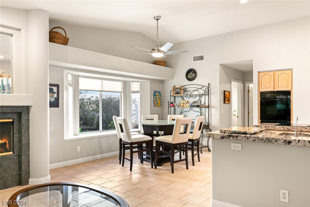 2201 MADAGASCAR Lane