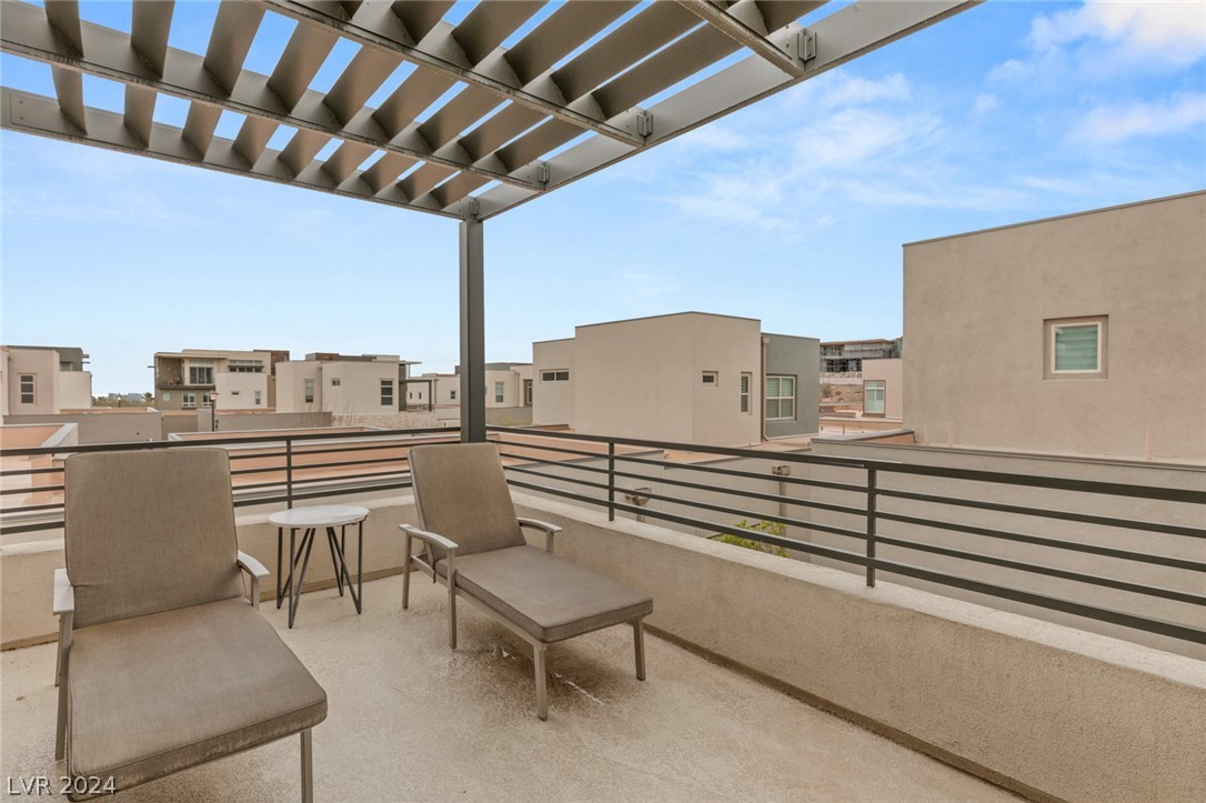 4292 SUNRISE FLATS Street 2