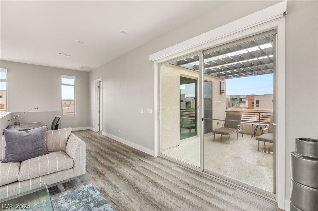 4292 SUNRISE FLATS Street 2