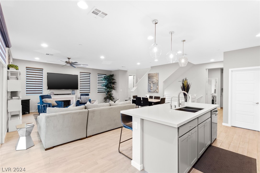 11287 GLOWING Avenue 103
