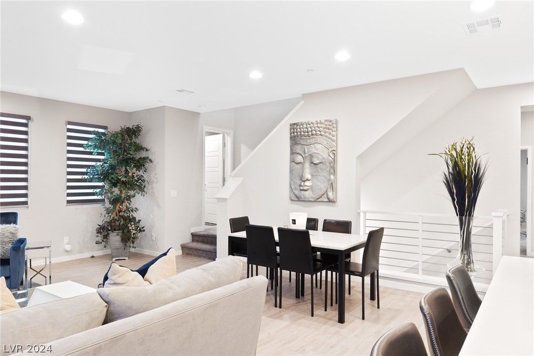 11287 GLOWING Avenue 103
