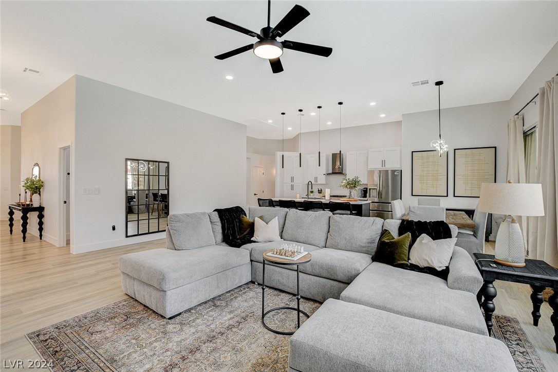 10232 Glen Ora Avenue