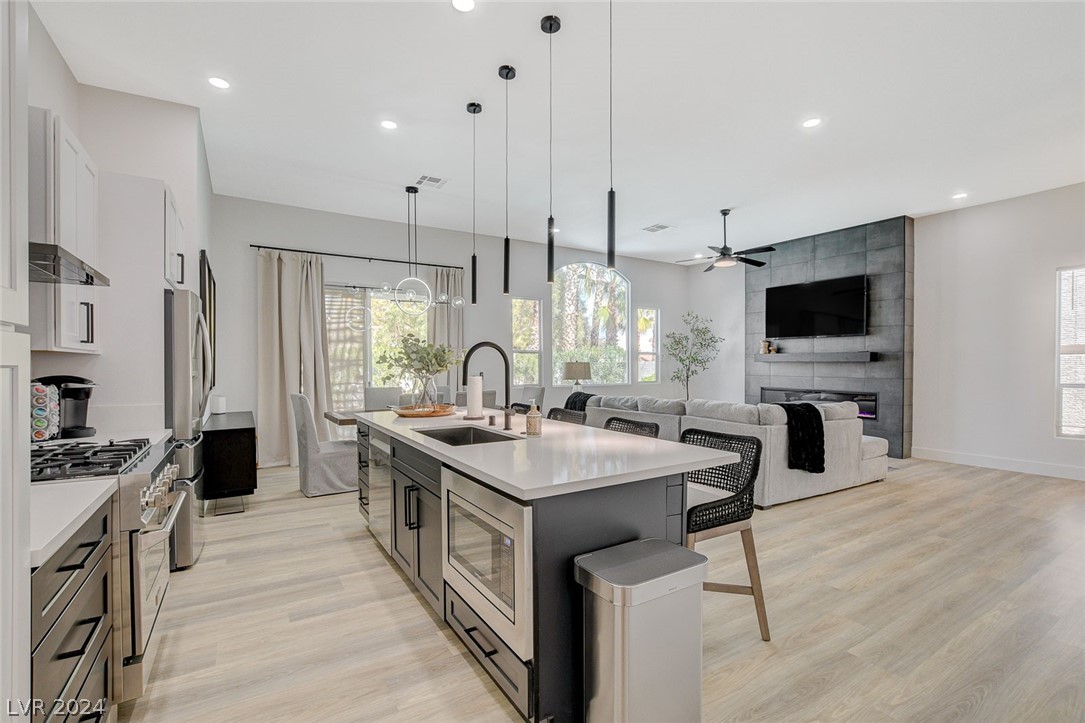 10232 Glen Ora Avenue