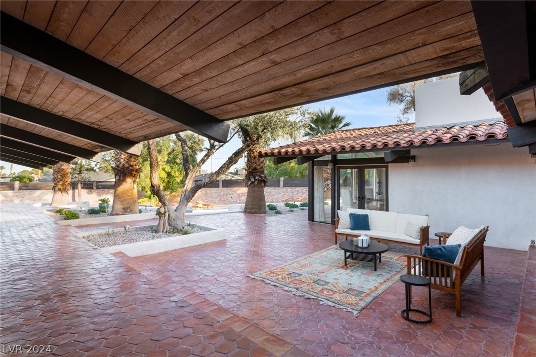 1337 CASHMAN Drive