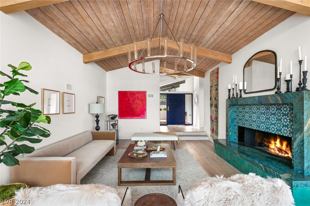 1337 CASHMAN Drive