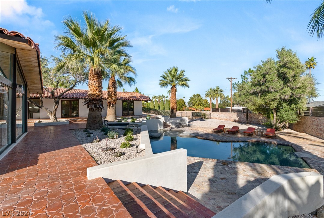 1337 CASHMAN Drive