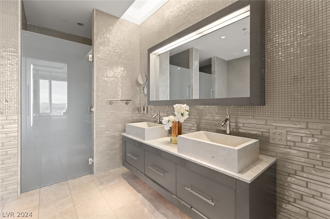 3750 Las Vegas Boulevard 4502