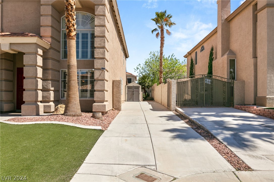9684 SUMMER LILAC Court
