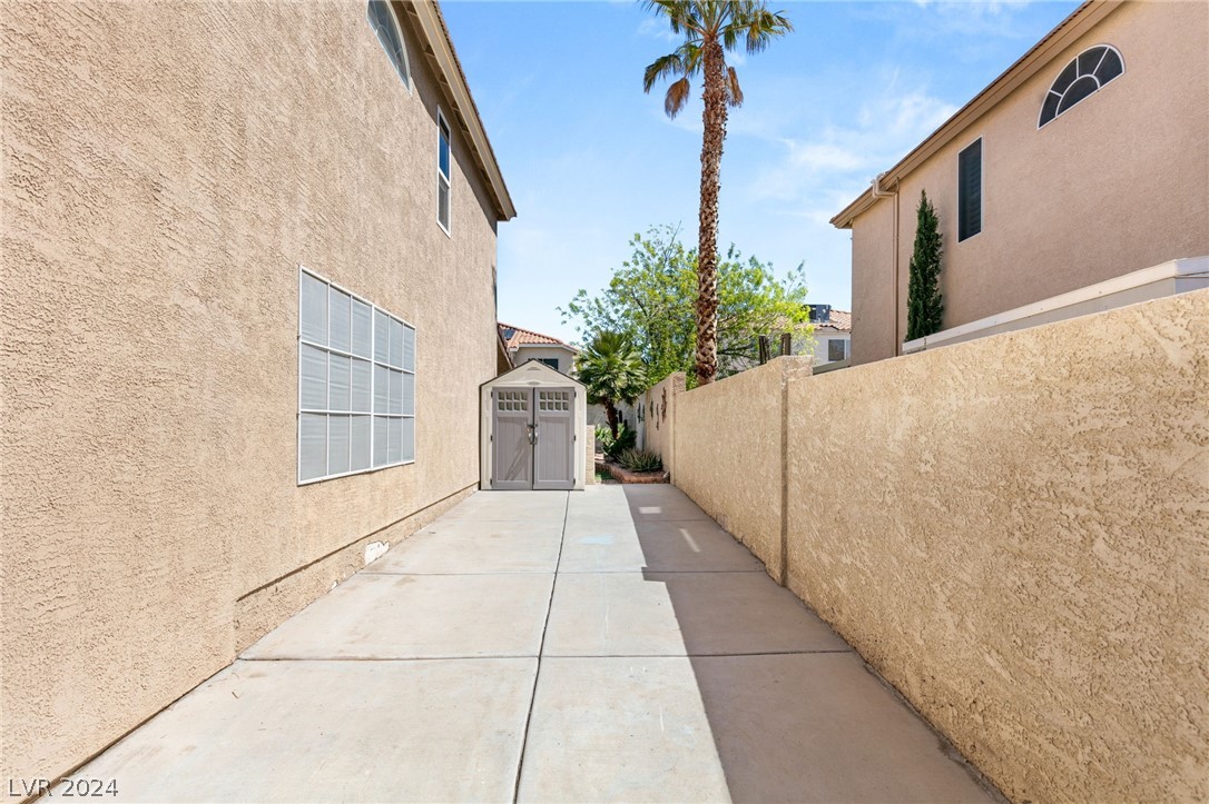 9684 SUMMER LILAC Court