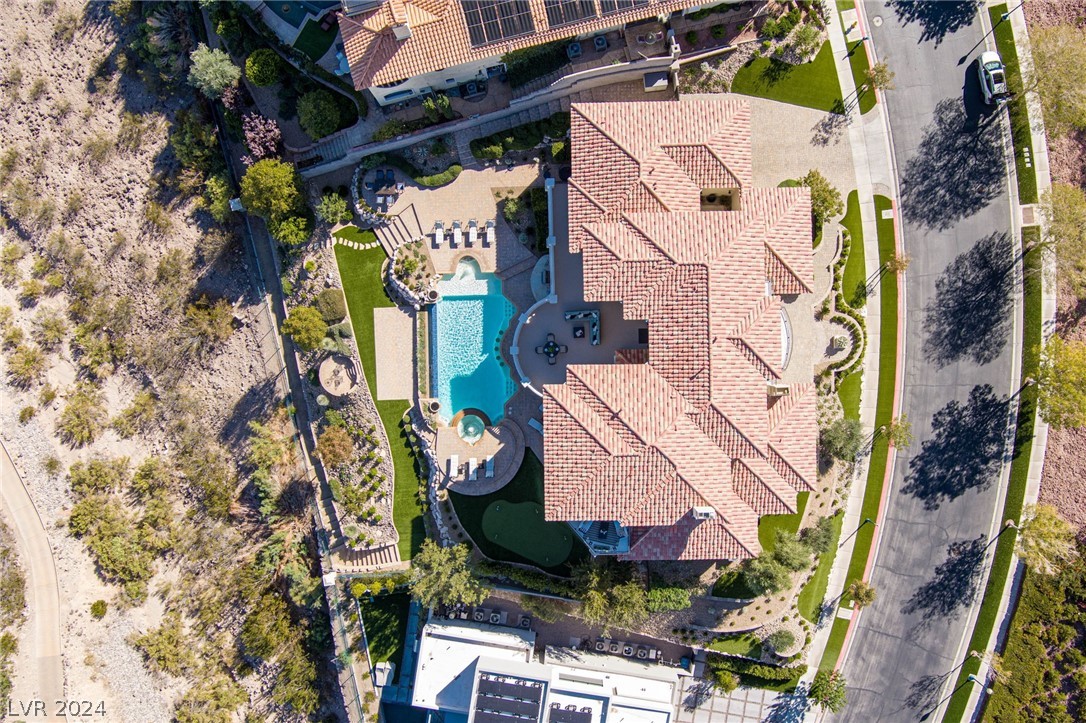 2876 Quartz Canyon Drive