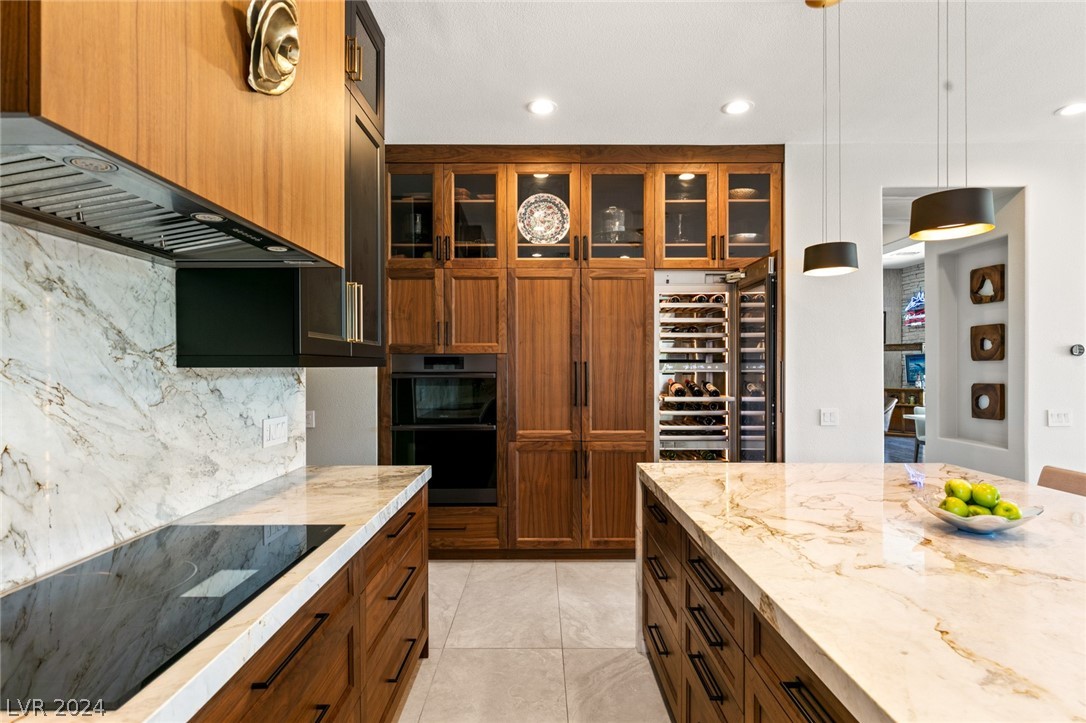 5 IBIS Court