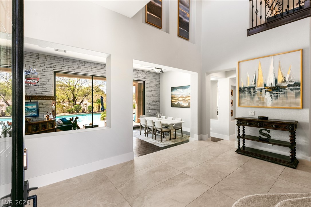 5 IBIS Court