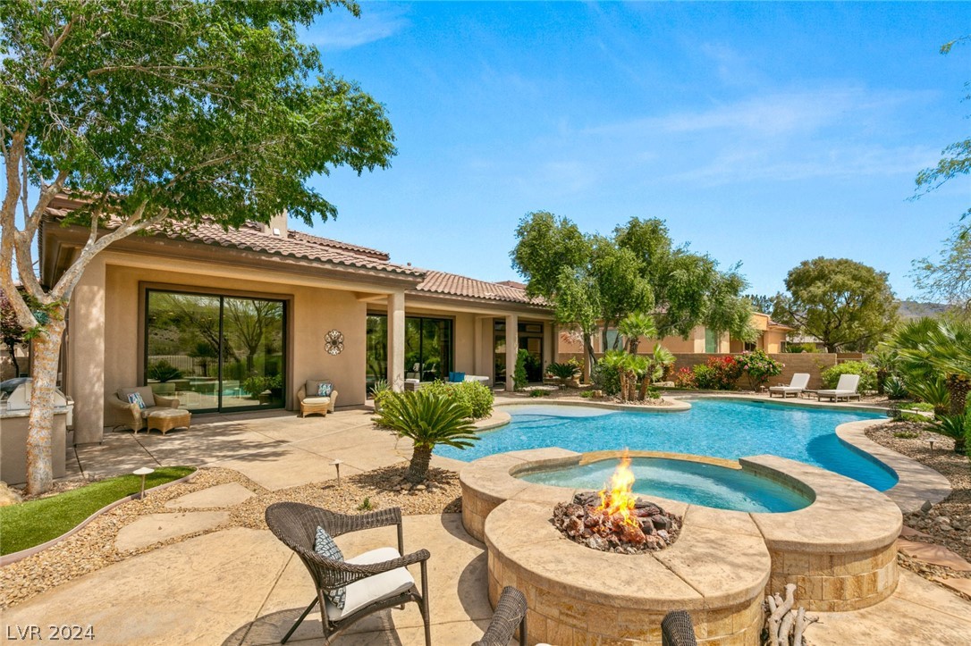 5 IBIS Court
