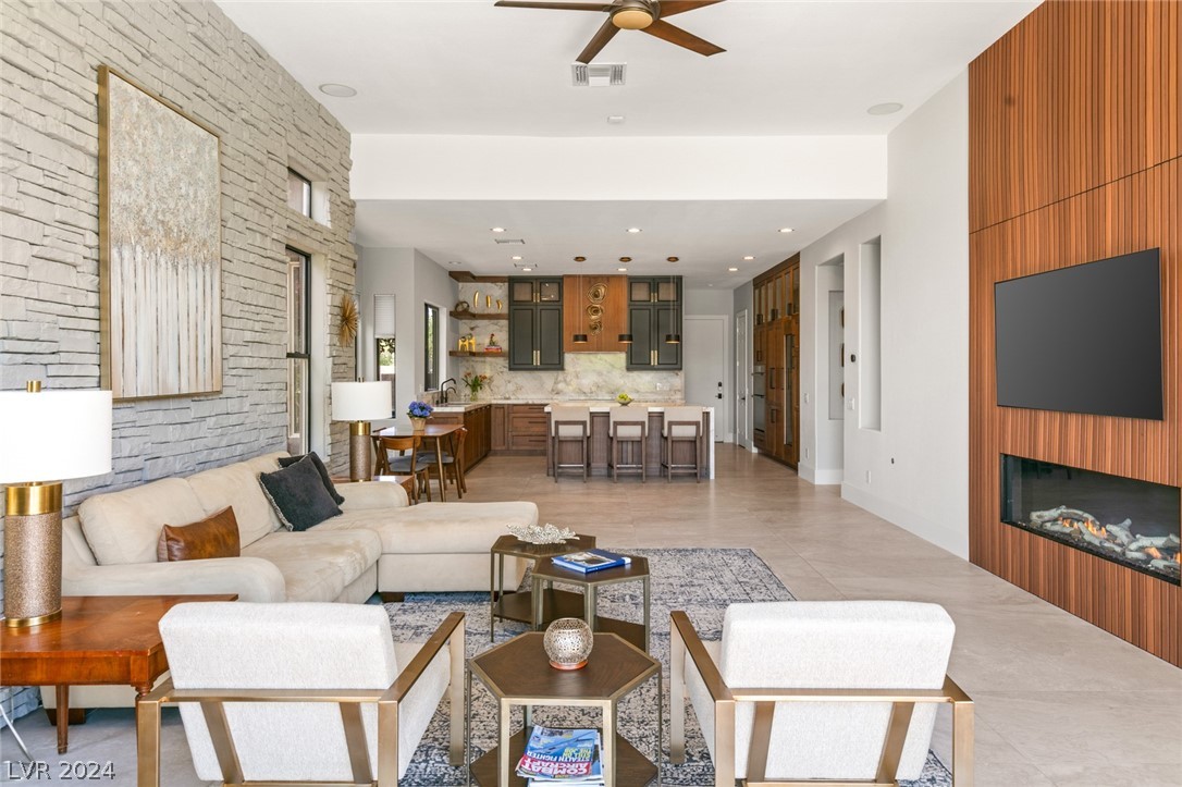5 IBIS Court