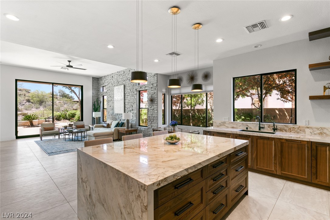 5 IBIS Court
