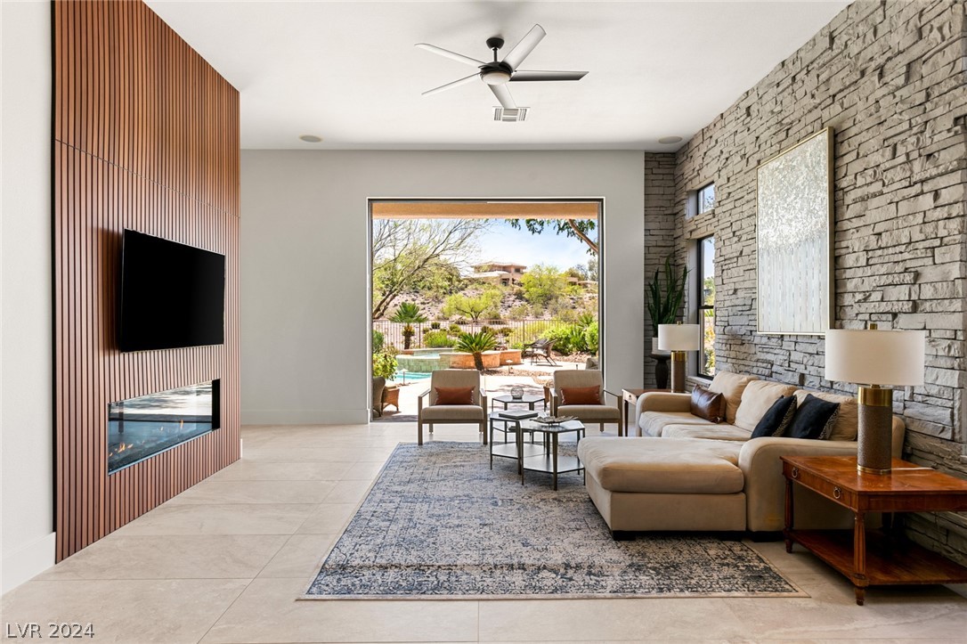 5 IBIS Court