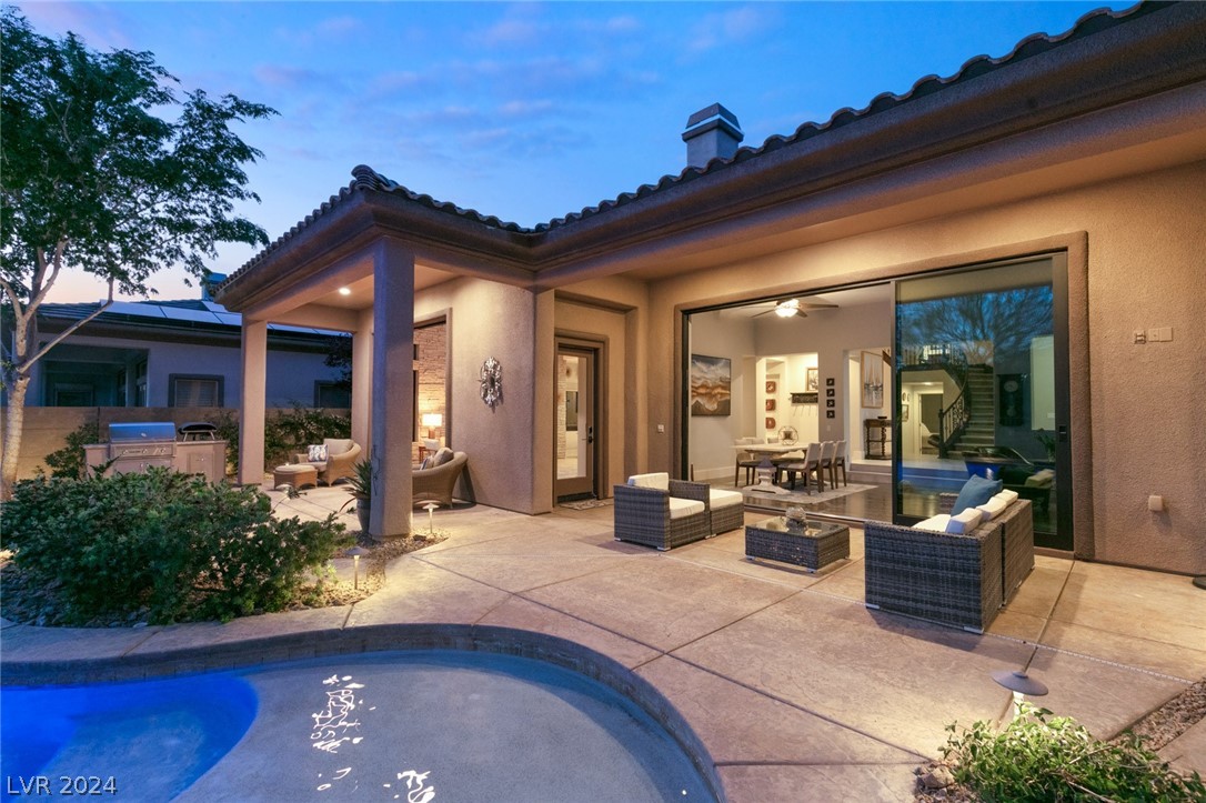5 IBIS Court