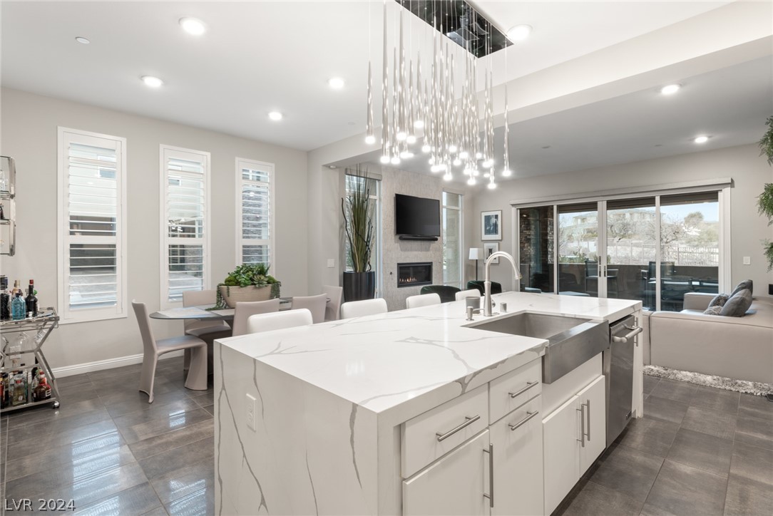11280 GRANITE RIDGE Drive 1103