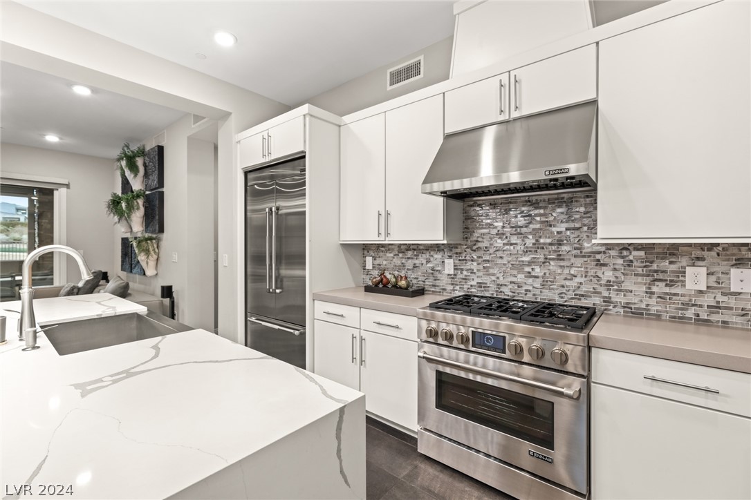11280 GRANITE RIDGE Drive 1103