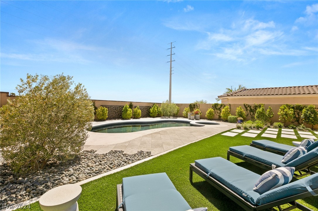 3296 RABBIT BRUSH Court