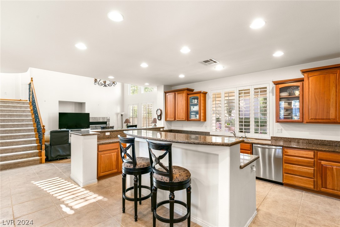 301 ROUND STONE Court