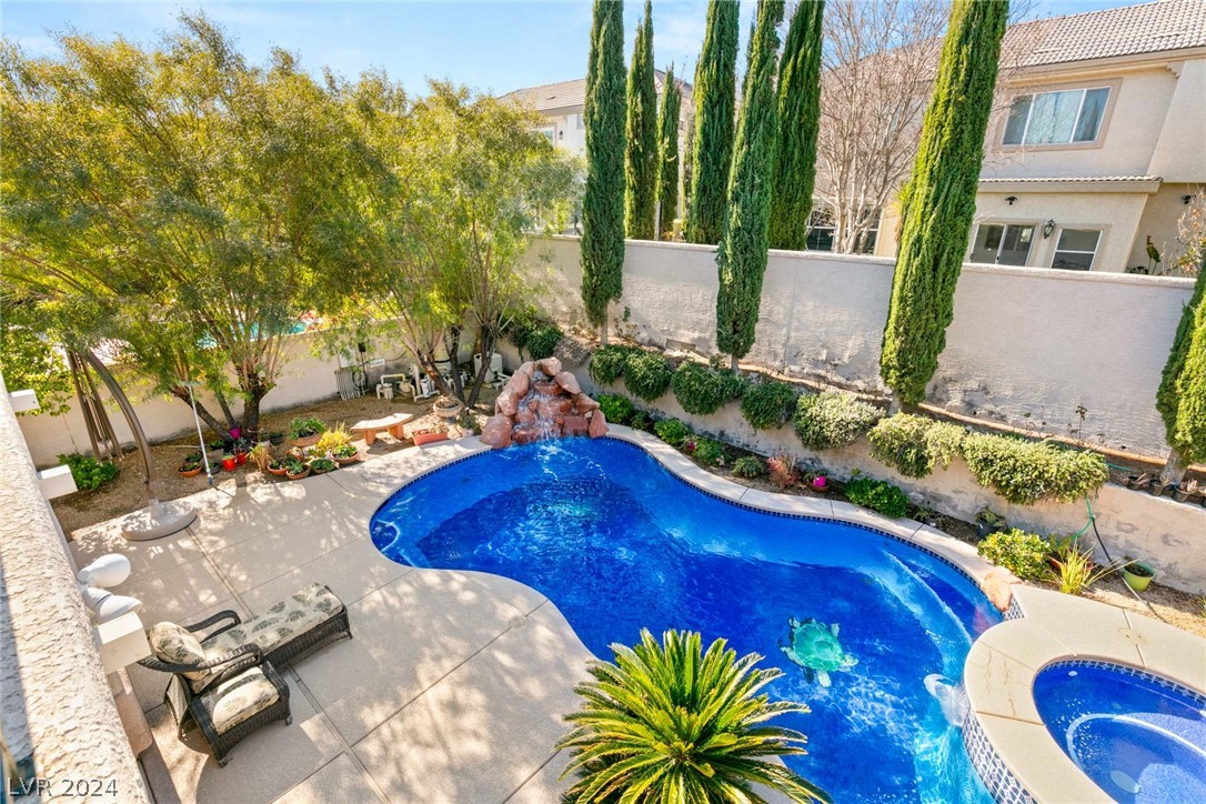 301 ROUND STONE Court