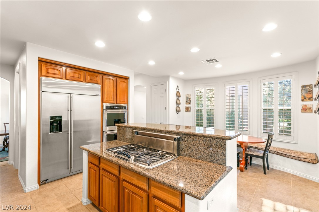 301 ROUND STONE Court