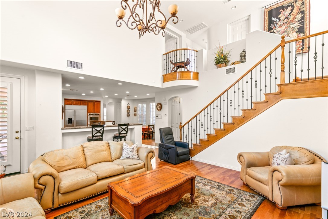 301 ROUND STONE Court