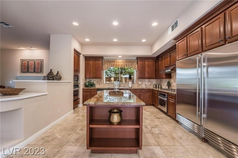 11787 OAKLAND HILLS Drive