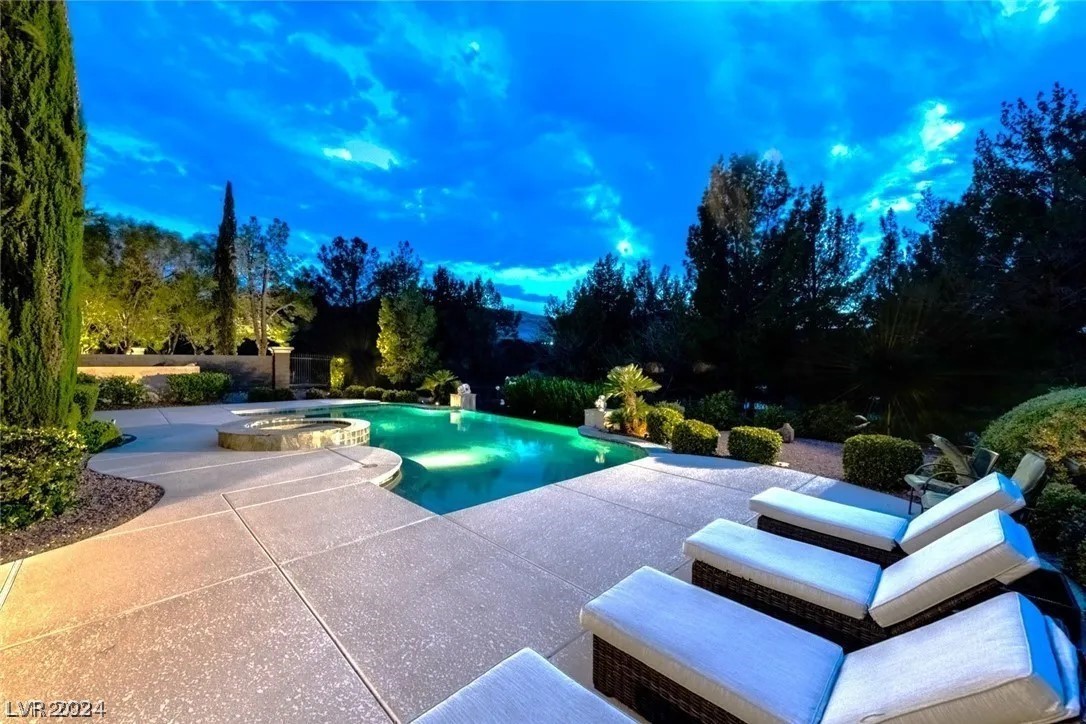 11787 OAKLAND HILLS Drive