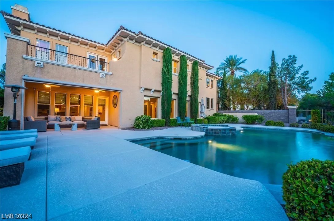 11787 OAKLAND HILLS Drive
