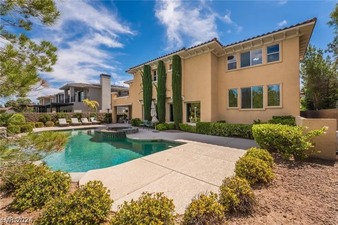 11787 OAKLAND HILLS Drive