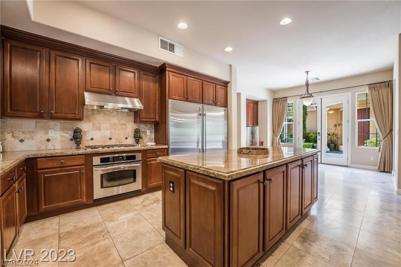 11787 OAKLAND HILLS Drive