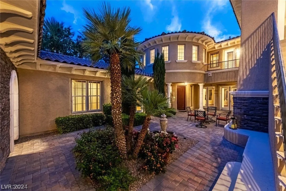 11787 OAKLAND HILLS Drive