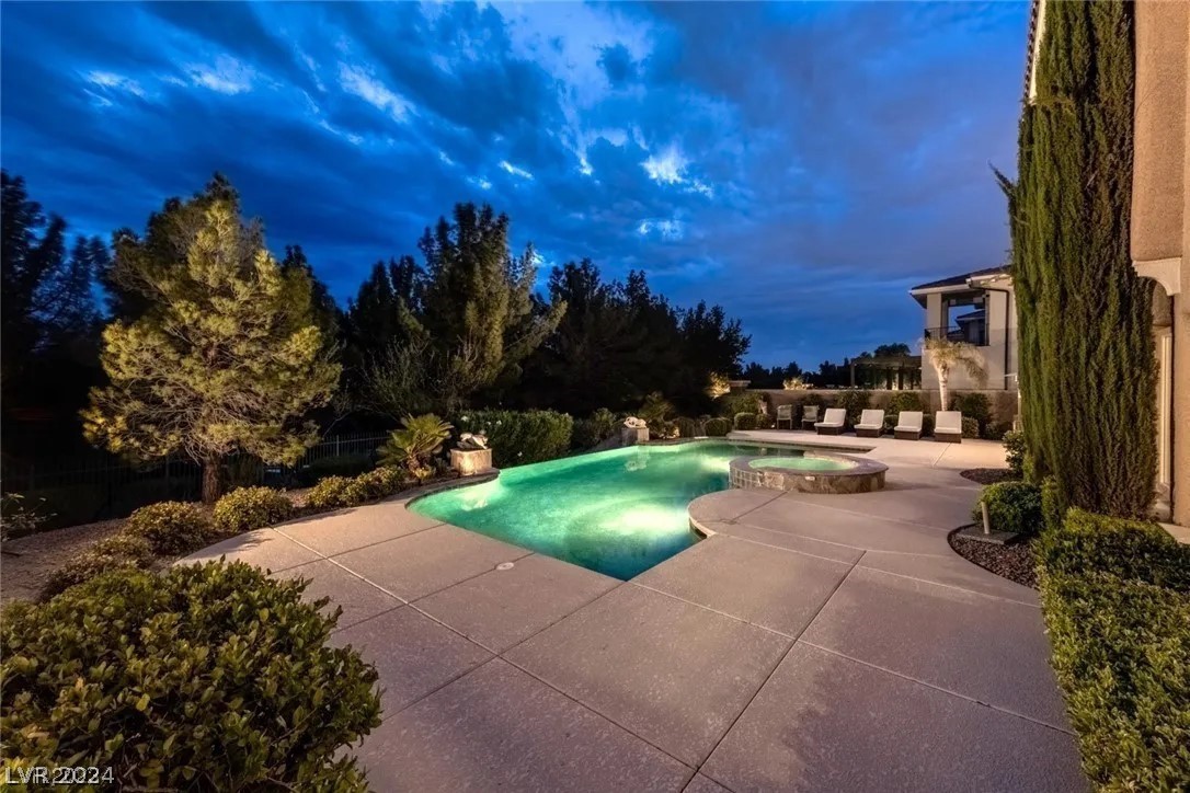 11787 OAKLAND HILLS Drive