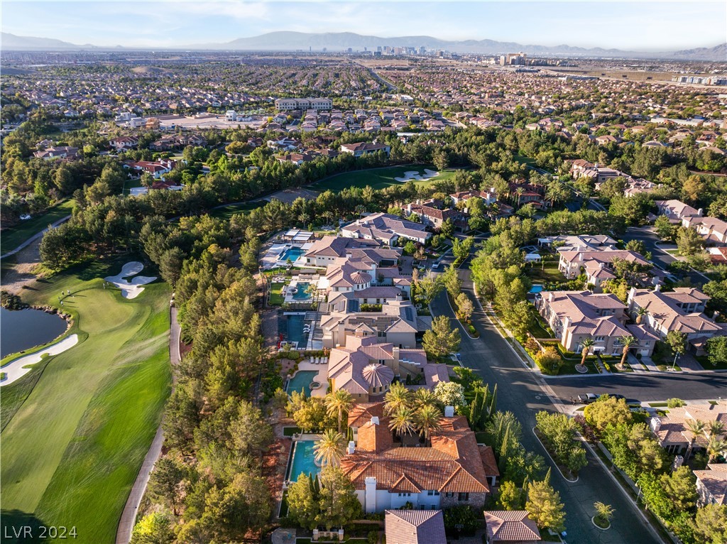 11787 OAKLAND HILLS Drive