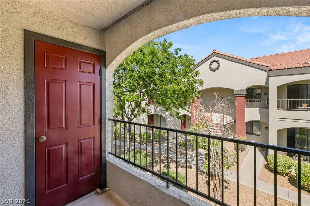 950 SEVEN HILLS Drive 221