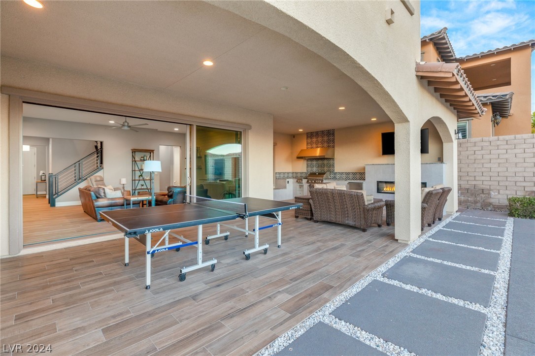 450 BEAUTIFUL HILL Court