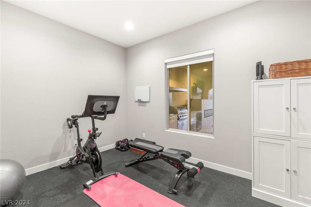 450 BEAUTIFUL HILL Court