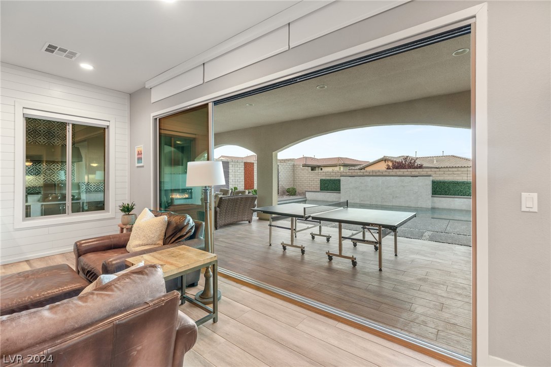 450 BEAUTIFUL HILL Court