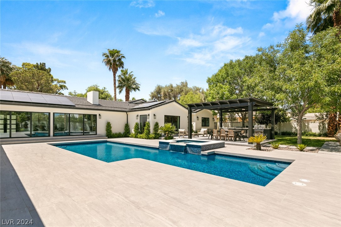1227 PARK Circle